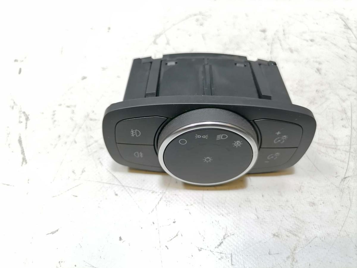 Ford Focus 4 original Lichtschalter f&uuml;r Fahrzeuge mit Lichtautomatik Bj.2018